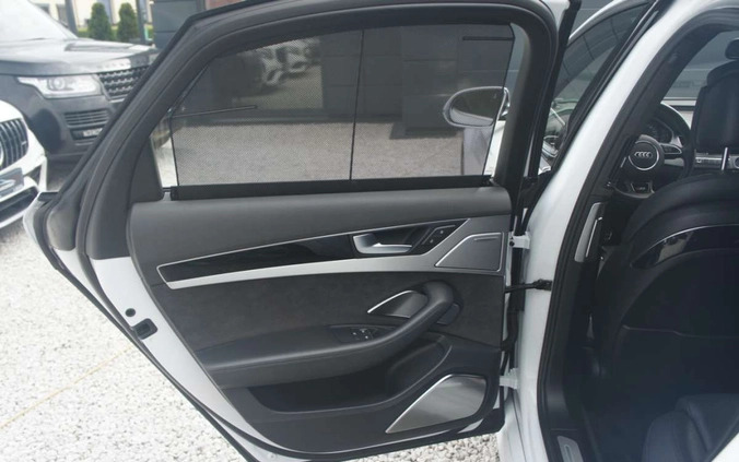 Audi S8 cena 149900 przebieg: 131000, rok produkcji 2012 z Hajnówka małe 596
